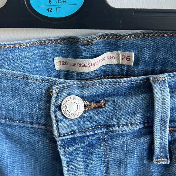 Leviโs jeans - perfect condition! 720 high rise super skinny -size 26 - Picture 2 of 6